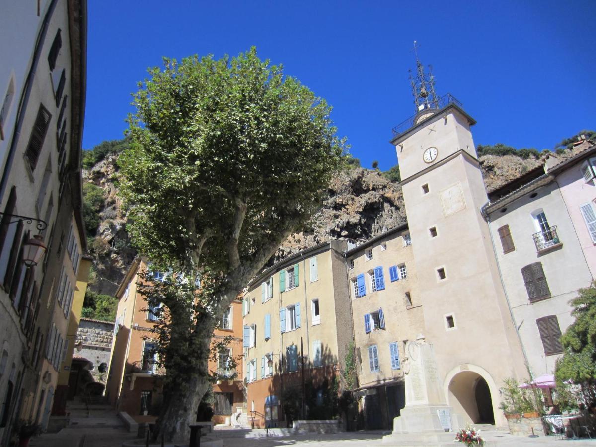 L' Esmerand Cotignac Exterior foto